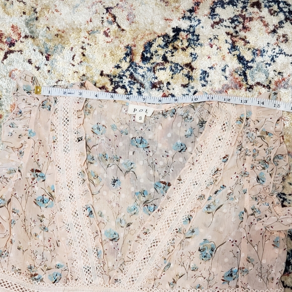 Sold - POL Sheer V-Neck Floral Blouse - Picture 7 of 12